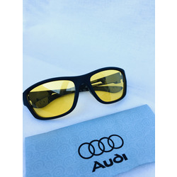     AUDI polarized